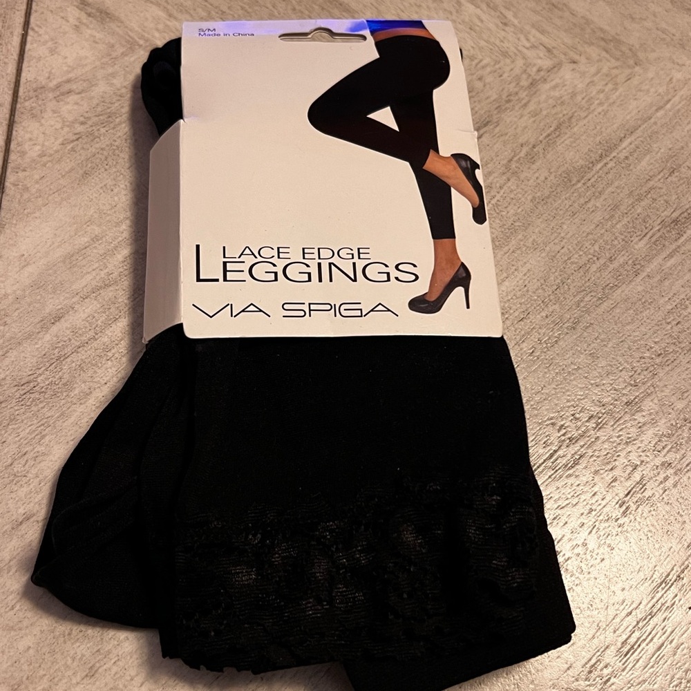Via Spiga leggings-Black Lace edge-S/M-New-4’10”-5’4”,90-130lbs,